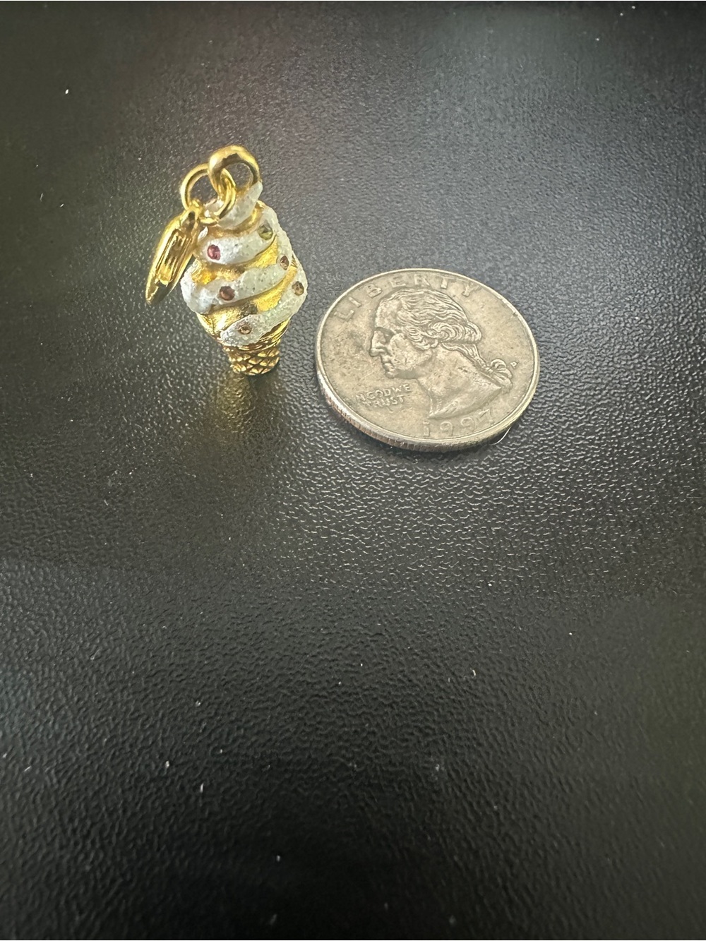 Gold-tone Bag Charms - Picture 7 of 8